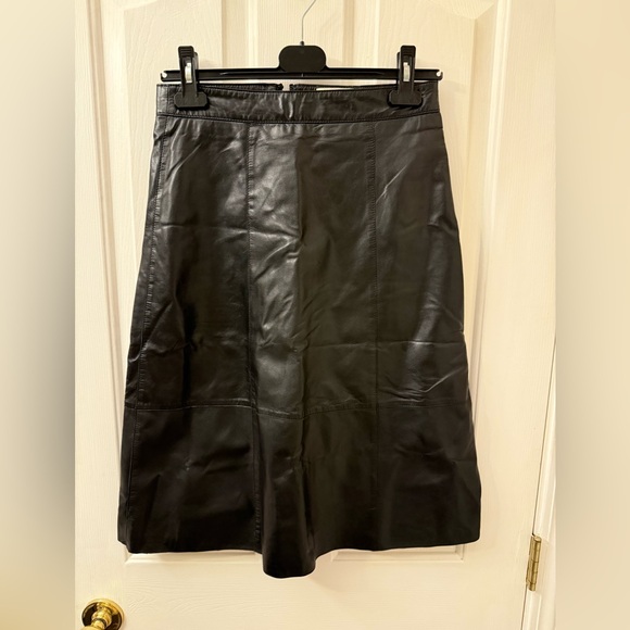 EUC Sezane jupe cuir Black Leather Skirt - Picture 3 of 10
